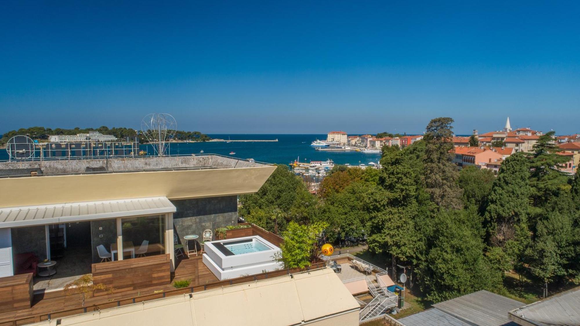 Hotel Porec Luaran gambar